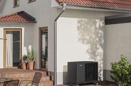 Gasheizung tauschen und bis zu siebzig Prozent Förderung (Foto: Stiebel Eltron GmbH & Co. KG)